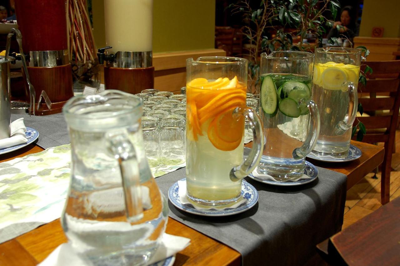 Wyndham Puerto Varas Pettra Ngoại thất bức ảnh Infused water