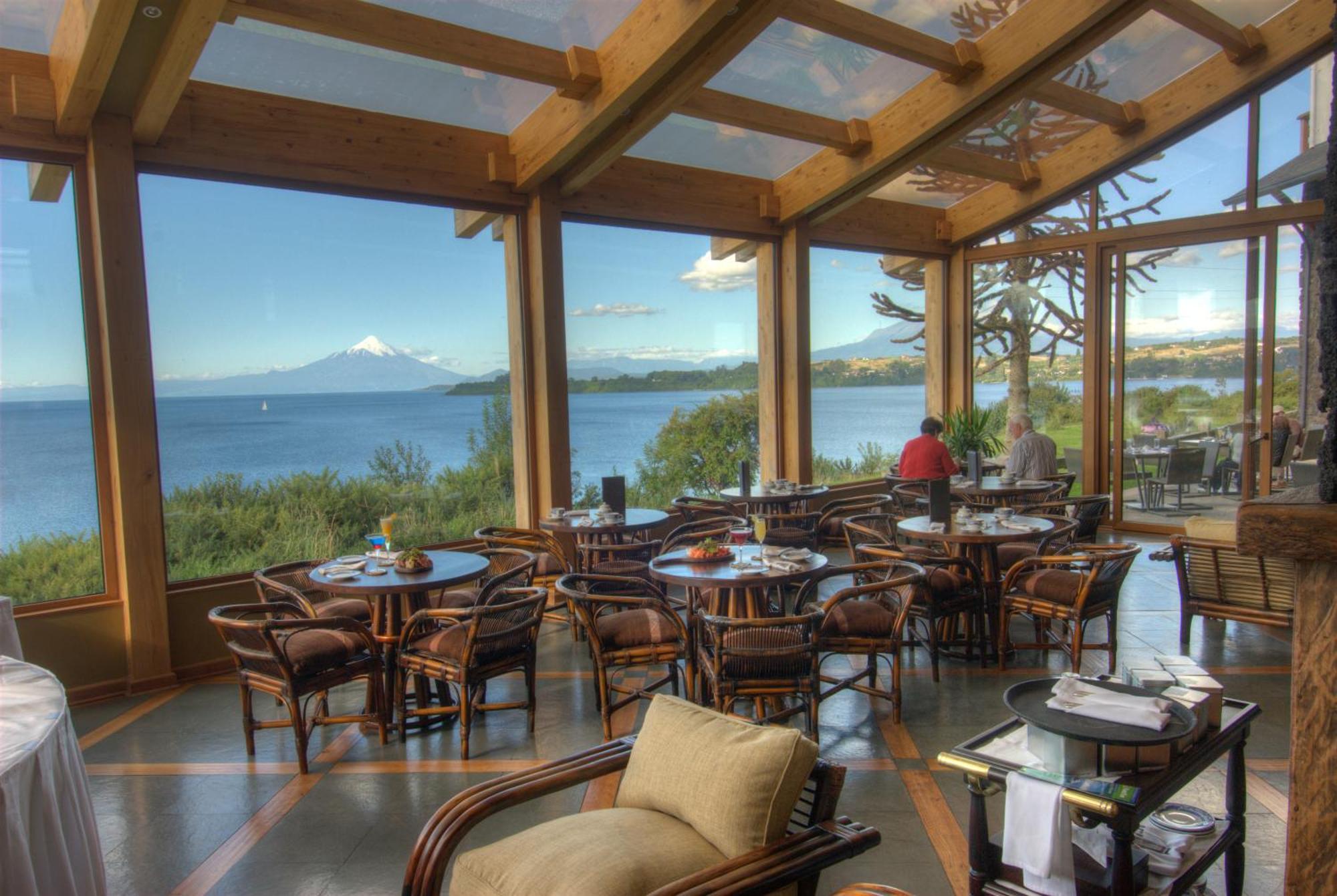 Wyndham Puerto Varas Pettra Ngoại thất bức ảnh Restaurant at the hotel