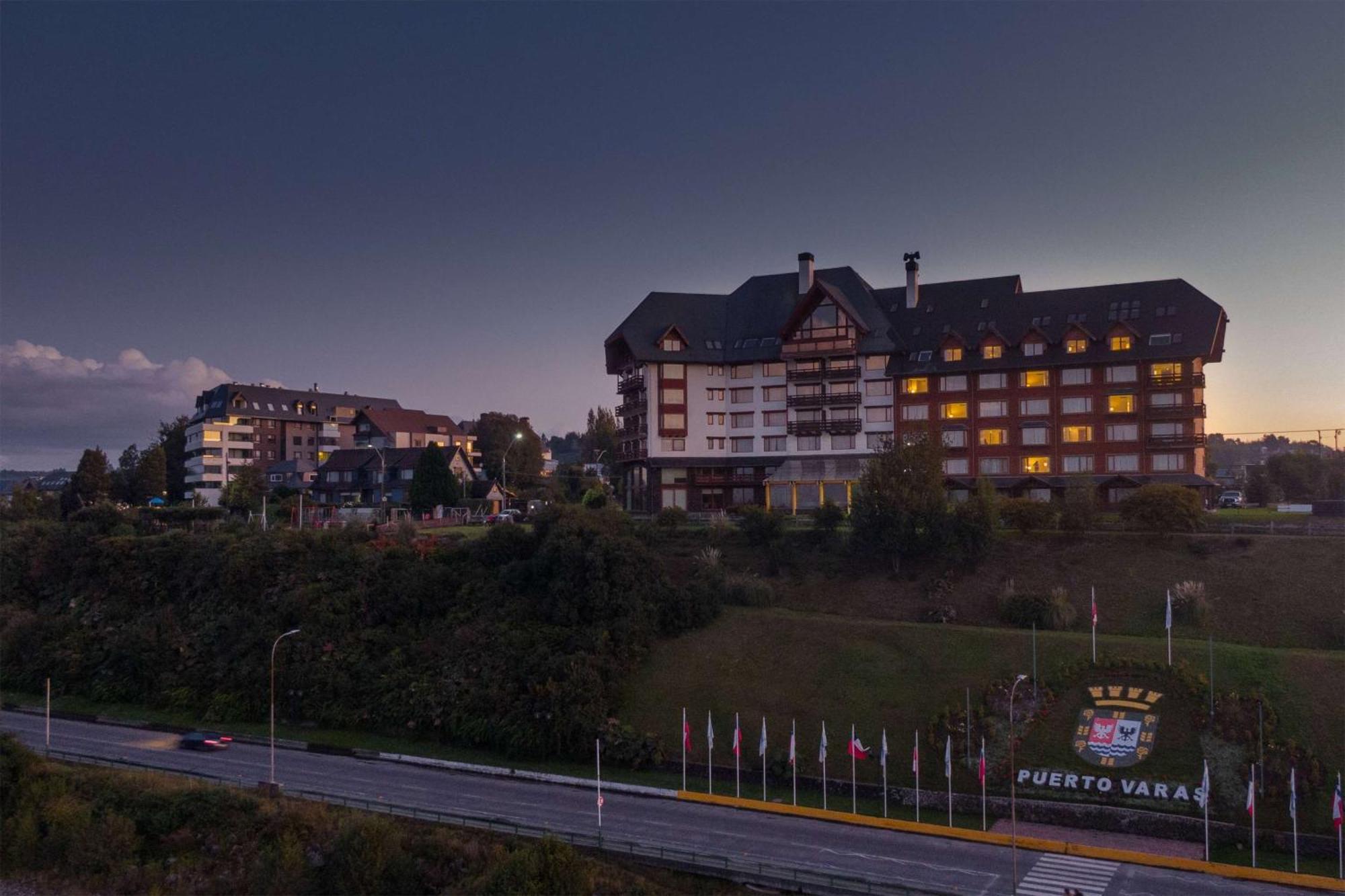 Wyndham Puerto Varas Pettra Ngoại thất bức ảnh Puerto Varas