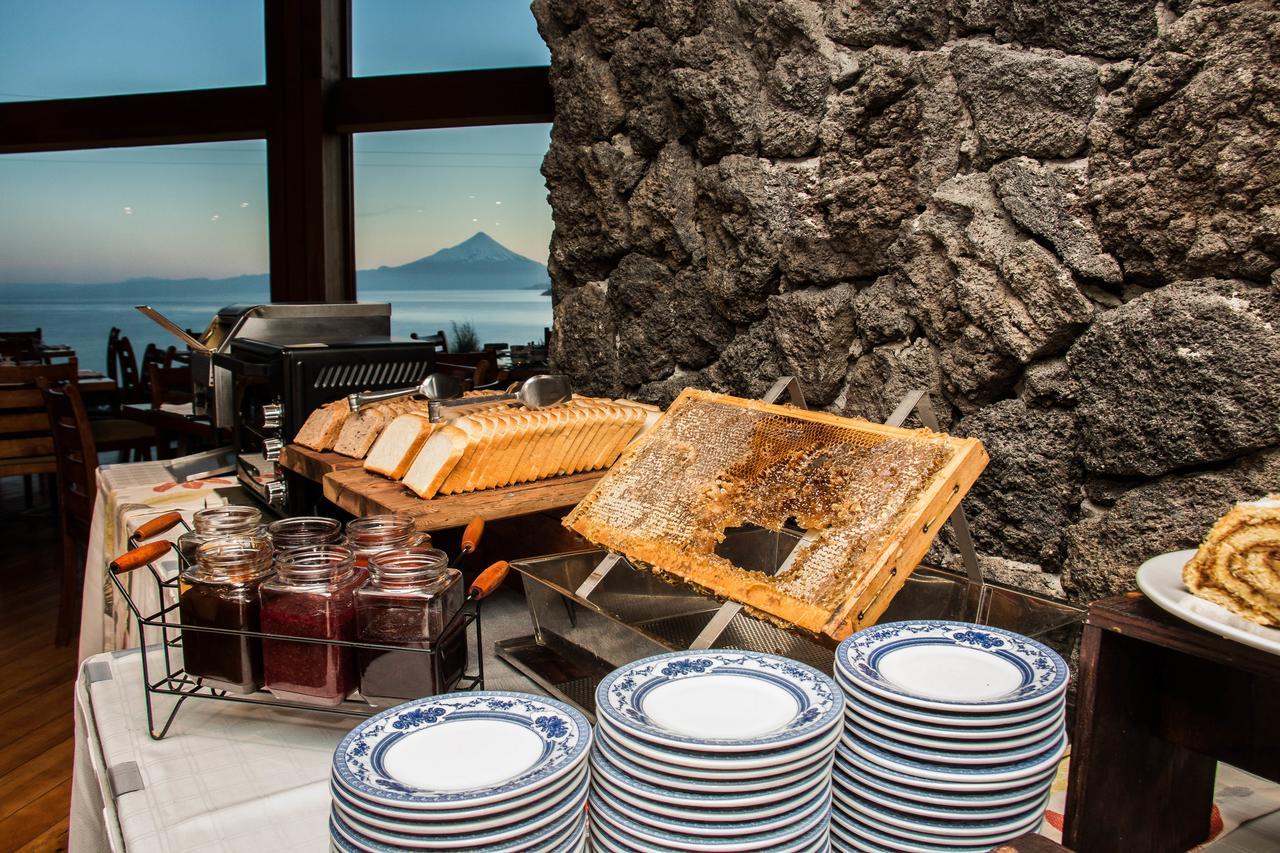 Wyndham Puerto Varas Pettra Ngoại thất bức ảnh Honeycomb in a restaurant