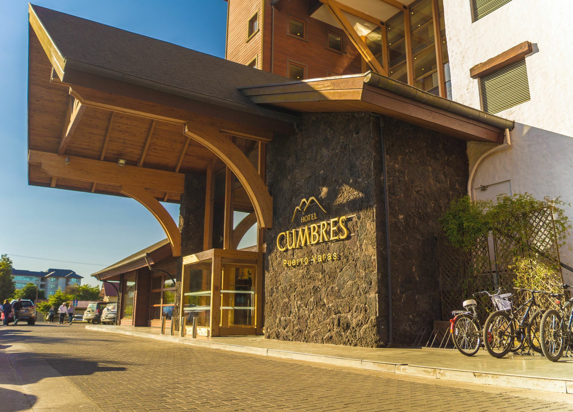 Wyndham Puerto Varas Pettra Ngoại thất bức ảnh Cumbres Hotel